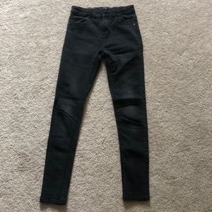 Black skinny jeans